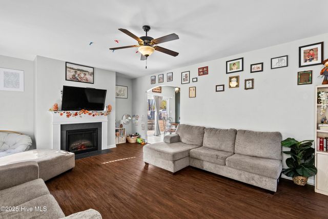 205 Zonnie Lane, Jacksonville, NC 28540