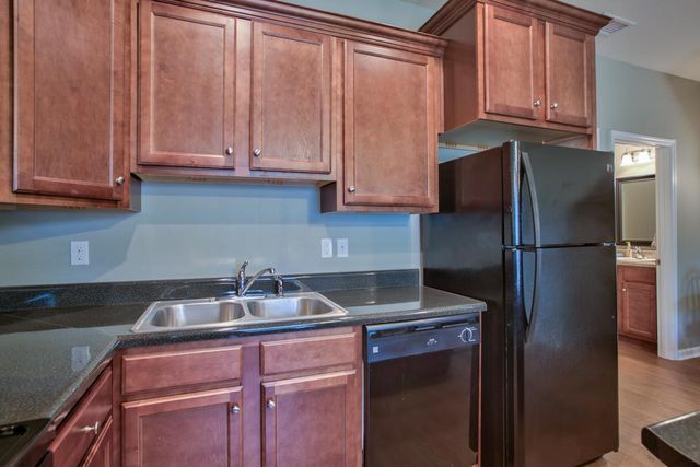 2002 Ann Arbor Avenue 8 unit building, Tallahassee, FL 32304
