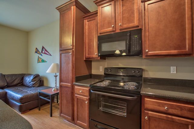 2002 Ann Arbor Avenue 8 unit building, Tallahassee, FL 32304