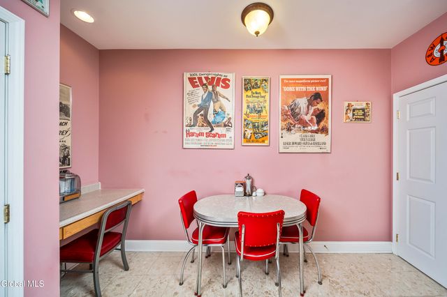 205 N Ridge, Troy, NY 12182