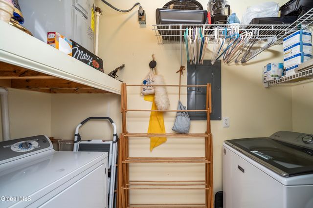 205 N Ridge, Troy, NY 12182