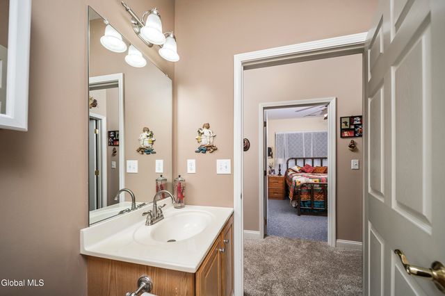 205 N Ridge, Troy, NY 12182