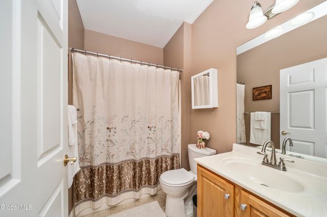 205 N Ridge, Troy, NY 12182