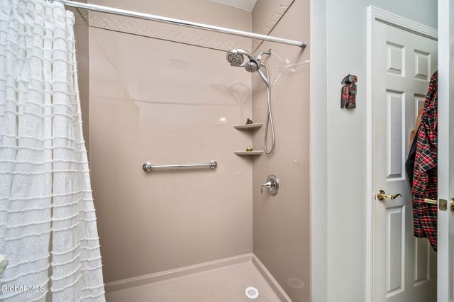 205 N Ridge, Troy, NY 12182