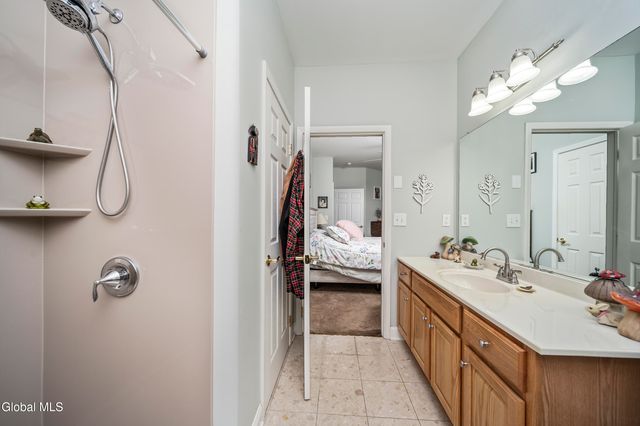 205 N Ridge, Troy, NY 12182