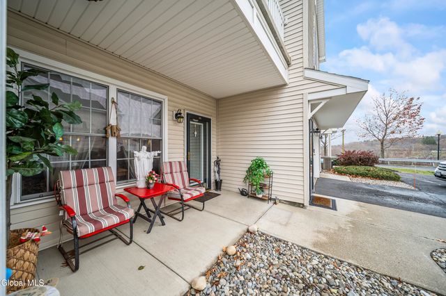 205 N Ridge, Troy, NY 12182