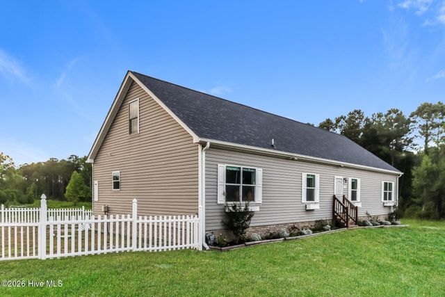 2147 Rosemary Lane SW, Supply, NC 28462