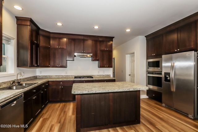 2147 Rosemary Lane SW, Supply, NC 28462