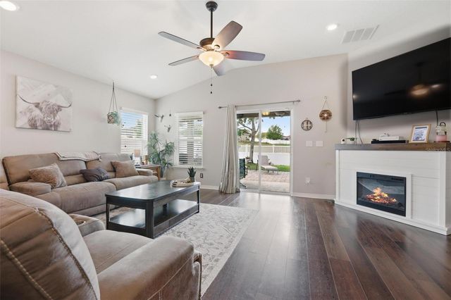 656 CARYA COURT, Deland, FL 32724