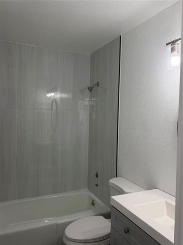 2735 MAGDALINA DRIVE 2, Punta Gorda, FL 33950