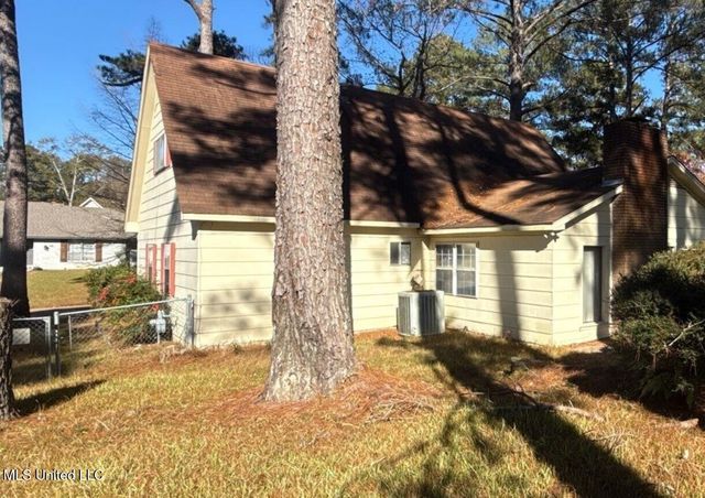 1357 Canterbury Lane, Jackson, MS 39212