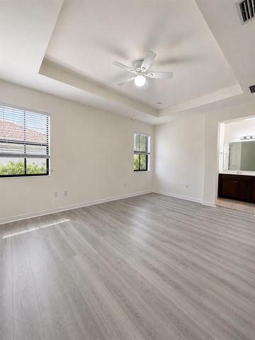3342 W 104th Terrace, Hialeah, FL 33018