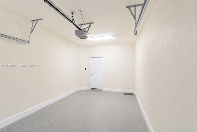 3342 W 104th Terrace, Hialeah, FL 33018