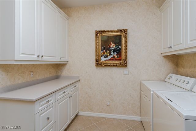 1649 McIlvaine CT, Marco Island, FL 34145