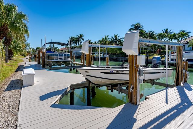 1649 McIlvaine CT, Marco Island, FL 34145