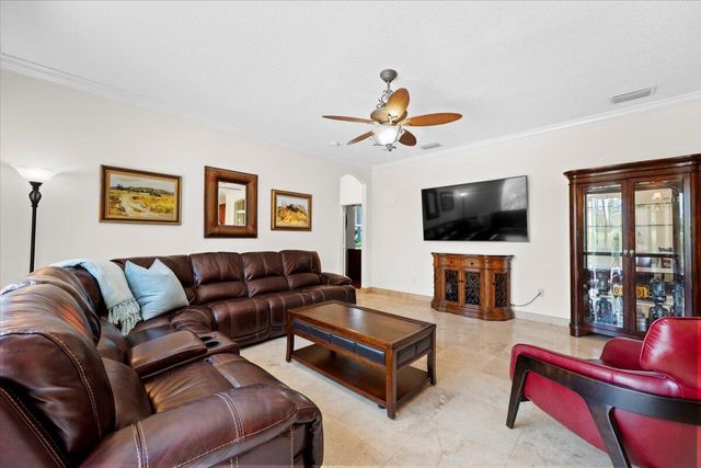 1575 Newhaven Point Lane, West Palm Beach, FL 33411