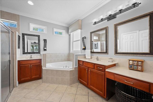 1575 Newhaven Point Lane, West Palm Beach, FL 33411