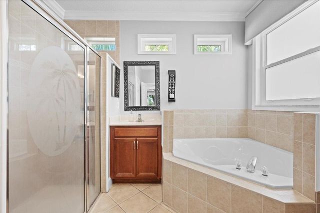 1575 Newhaven Point Lane, West Palm Beach, FL 33411