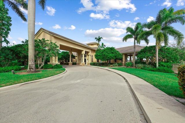 1575 Newhaven Point Lane, West Palm Beach, FL 33411