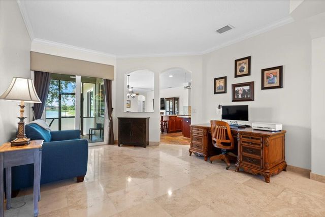 1575 Newhaven Point Lane, West Palm Beach, FL 33411