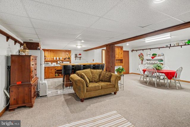 192 FAIRWAY DR, Denver, PA 17517