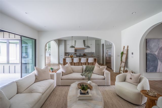 8716 Fawn Drive, Dallas, TX 75238