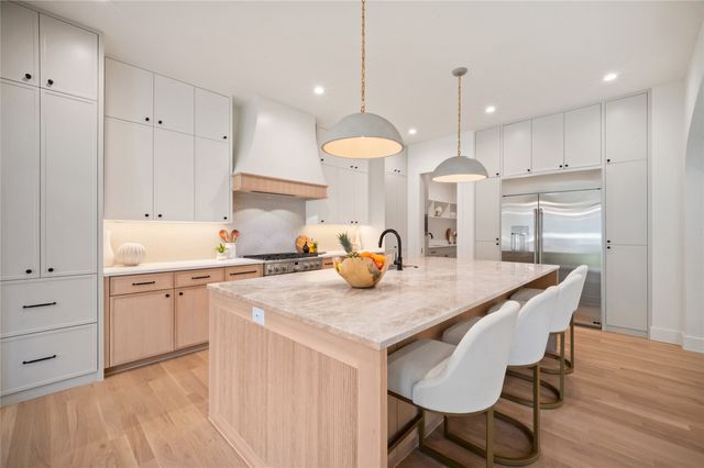 8716 Fawn Drive, Dallas, TX 75238