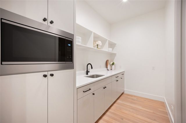 8716 Fawn Drive, Dallas, TX 75238