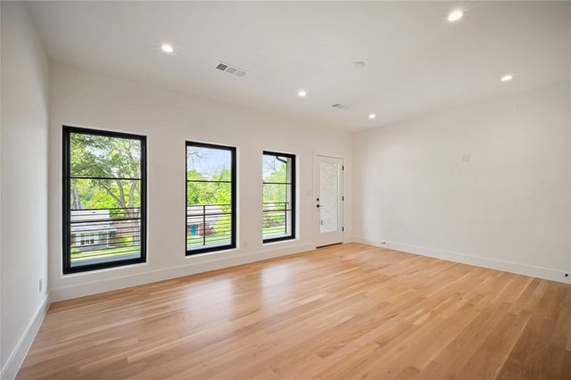 8716 Fawn Drive, Dallas, TX 75238