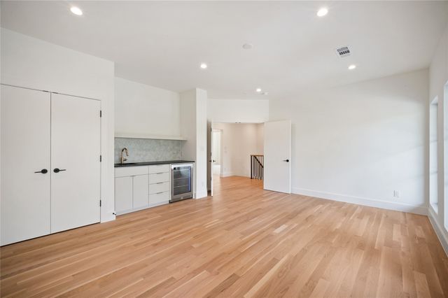 8716 Fawn Drive, Dallas, TX 75238