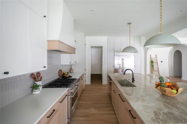 8716 Fawn Drive, Dallas, TX 75238