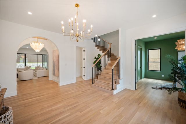 8716 Fawn Drive, Dallas, TX 75238