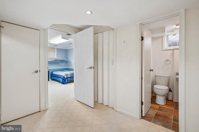 3332 KAYWOOD DR, Falls Church, VA 22041