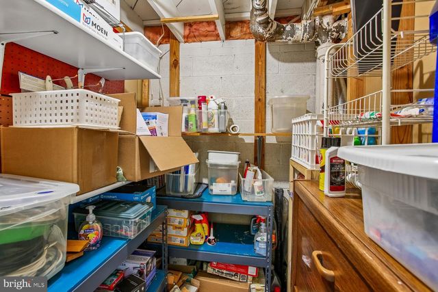 3332 KAYWOOD DR, Falls Church, VA 22041