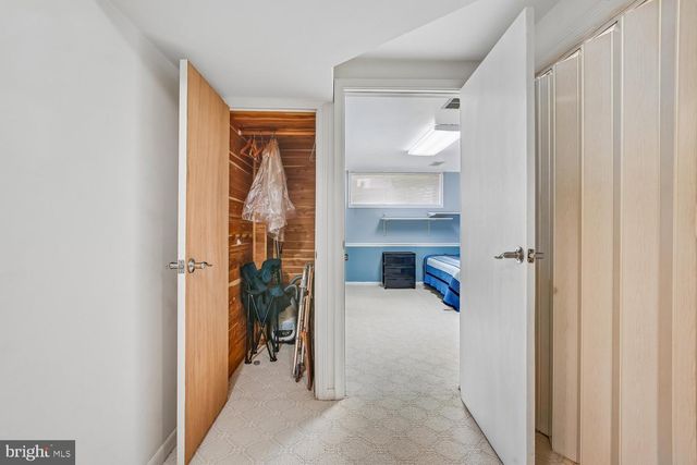 3332 KAYWOOD DR, Falls Church, VA 22041