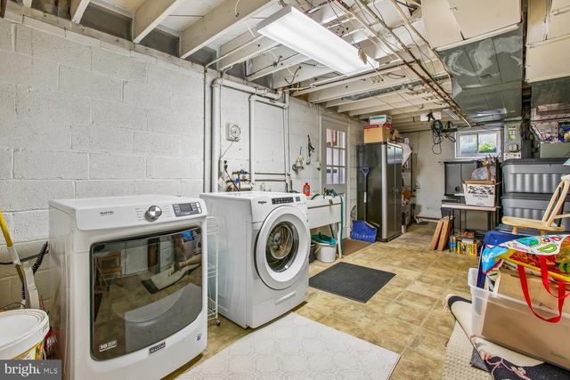 3332 KAYWOOD DR, Falls Church, VA 22041