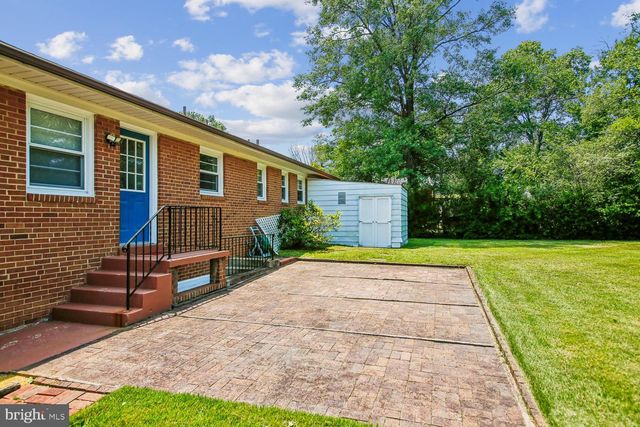 3332 KAYWOOD DR, Falls Church, VA 22041