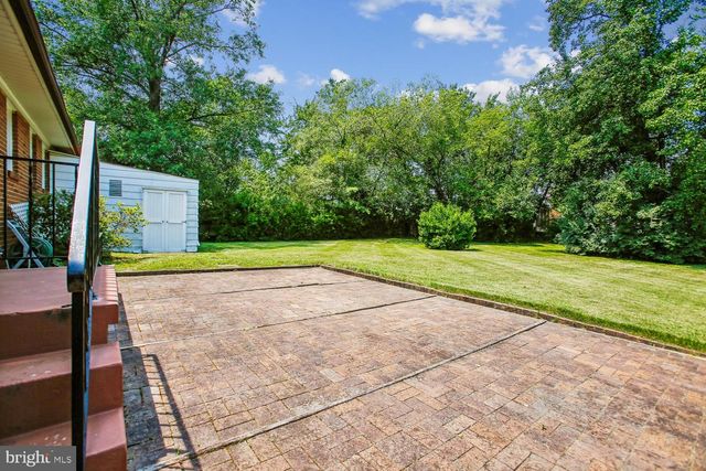 3332 KAYWOOD DR, Falls Church, VA 22041