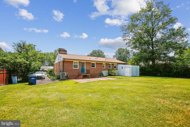 3332 KAYWOOD DR, Falls Church, VA 22041