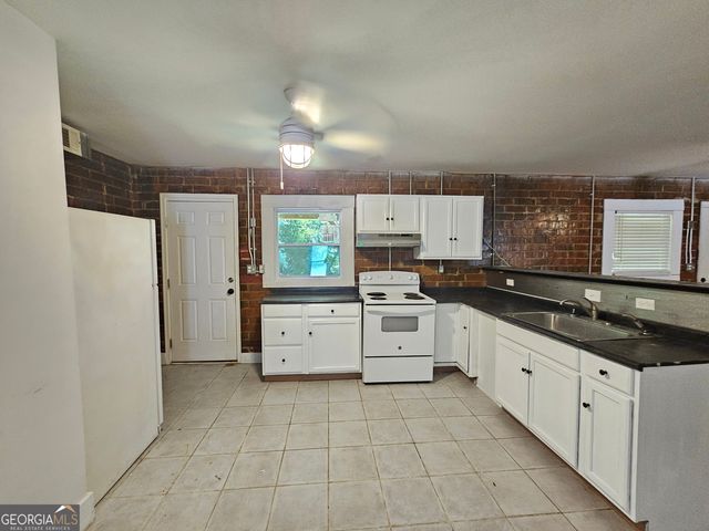 430 Daffodil Street, Macon, GA 31204