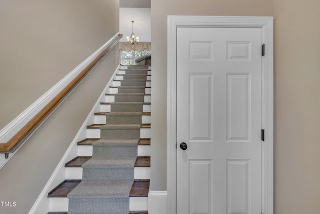 4802 Glenmist Court, Raleigh, NC 27612