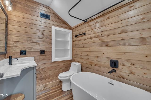 4802 Glenmist Court, Raleigh, NC 27612