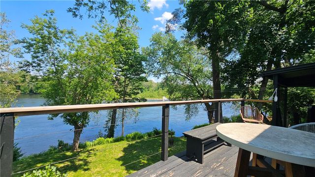1855 South Delaware Drive, Williams Twp, PA 18042