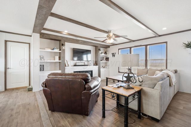 421 W HERITAGE Lane, Canyon, TX 79015