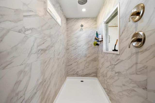 421 W HERITAGE Lane, Canyon, TX 79015