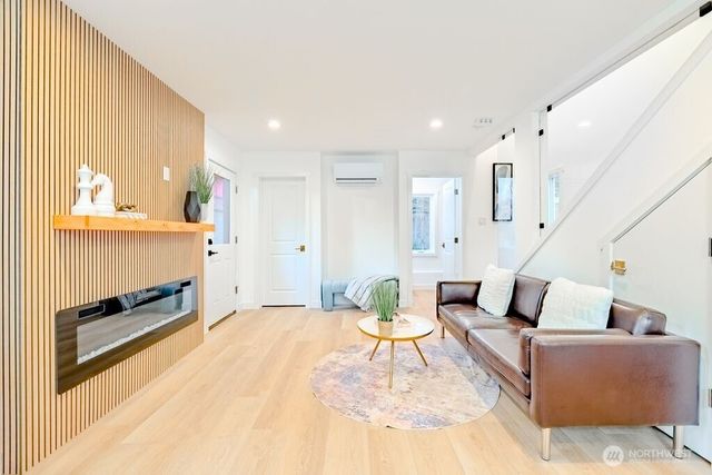 1518 NE 106th Street, Seattle, WA 98125