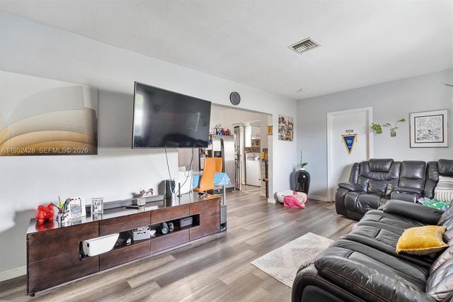 440 NW 119th, Miami, FL 33168