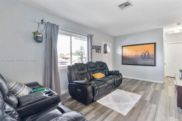 440 NW 119th, Miami, FL 33168