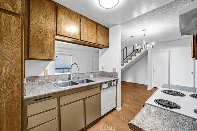 330 N Chapel Ave 108, Alhambra, CA 91801
