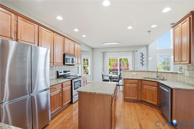 904 Newsome Ct, Goochland, VA 23063